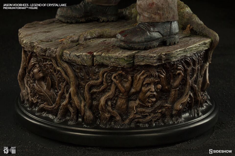 JASON VOORHEES - LEGEND OF CRYSTAL LAKE Premium Format™ Figure by Sideshow Collectibles