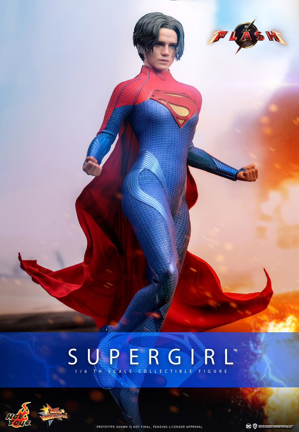 SUPERGIRL Sixth Scale Figure by Hot Toys