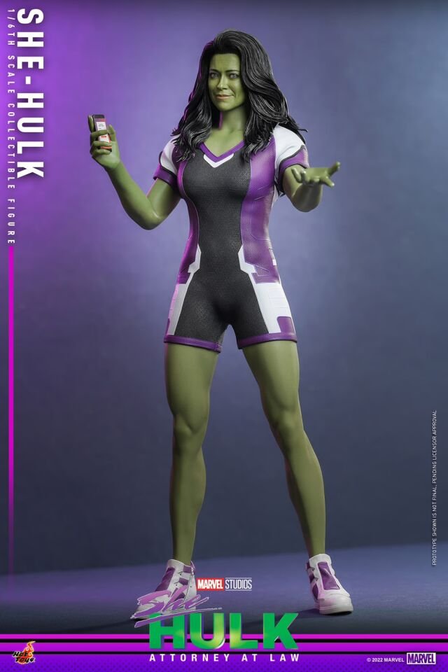 SHE-HULK Sixth Scale Figure by Hot Toys