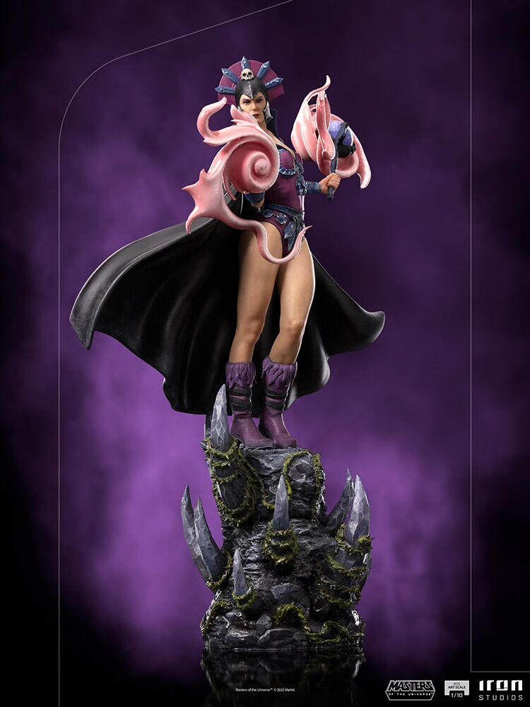 Masters of the Universe Evil-Lyn Limited Edition Heykel
