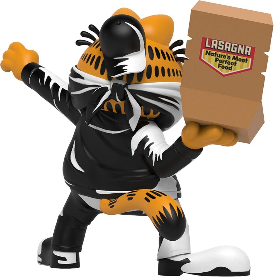 Garfield Lasagna Bomber by Ndikol