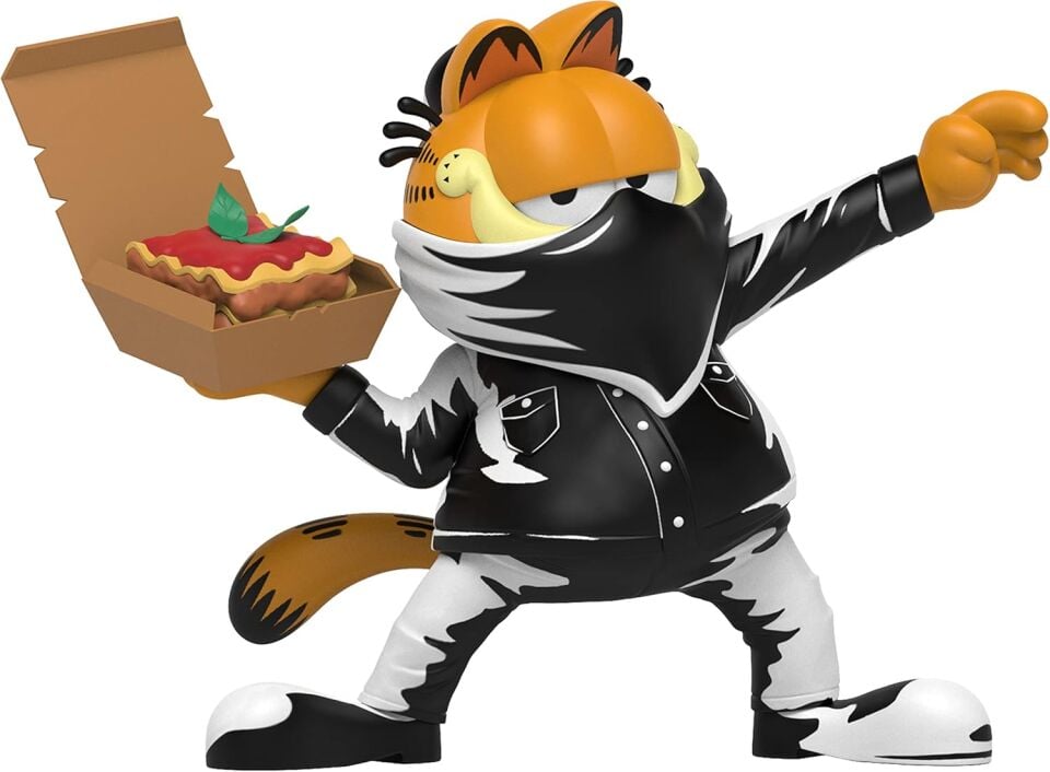 Garfield Lasagna Bomber by Ndikol