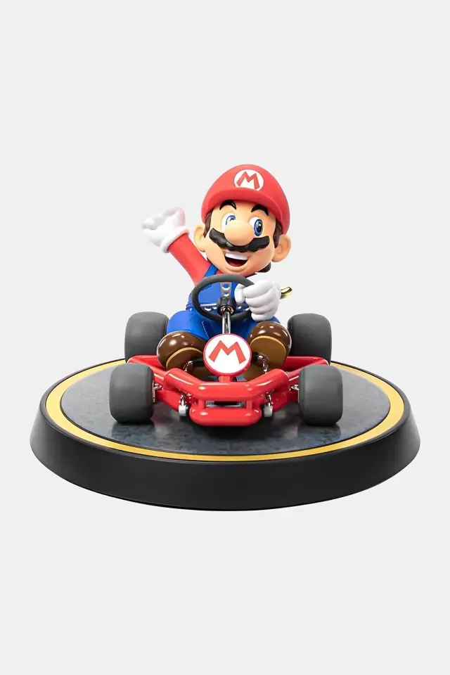 Super Mario: Mario Kart - Mario Heykel