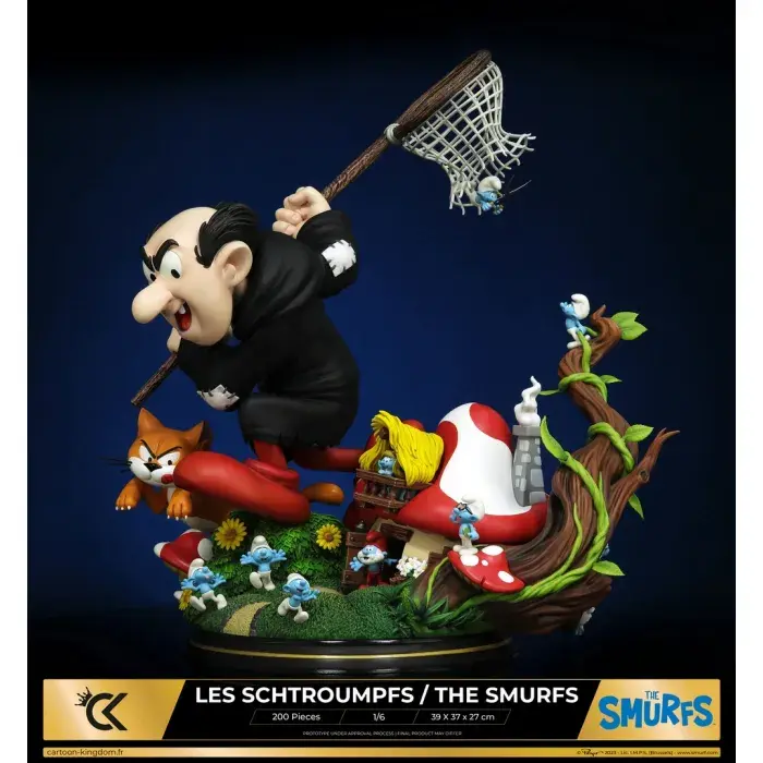 Gargamel chases The Smurfs 1/6 Collectible Figurine