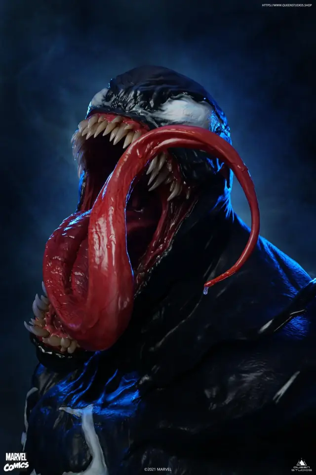 Statue Queen Studios Venom Life Size Bust