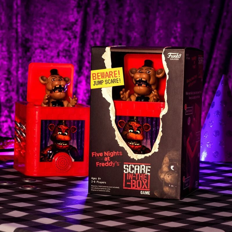 Five Nights at Freddy's Scare-In-The-Box Game