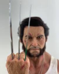Wolverine 1:1 Bust & Arm by Queen Studios Collectibles