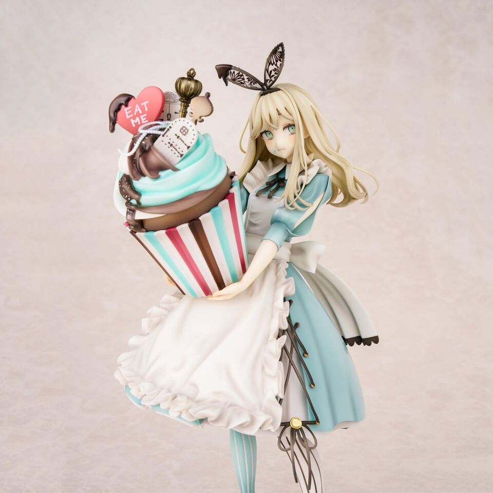 Akakura illustration / Alice in Wonderland by Momoco PVC Statue