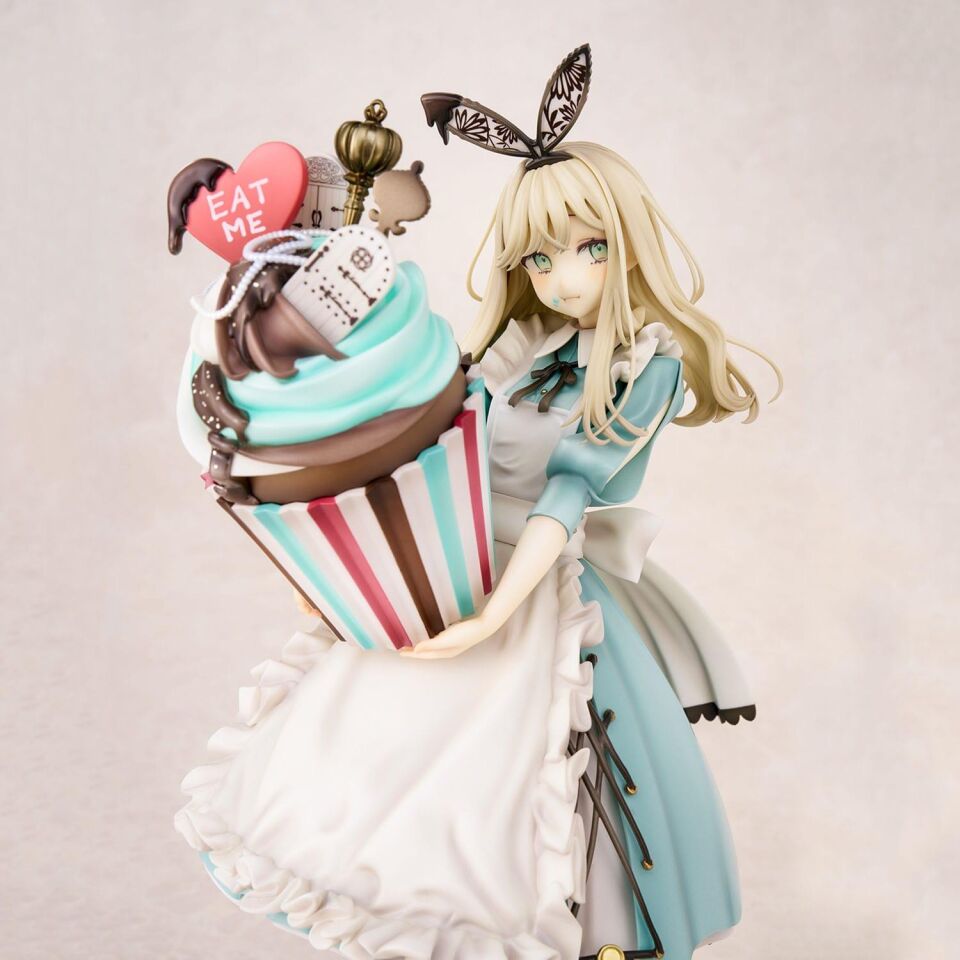 Akakura illustration / Alice in Wonderland by Momoco PVC Statue