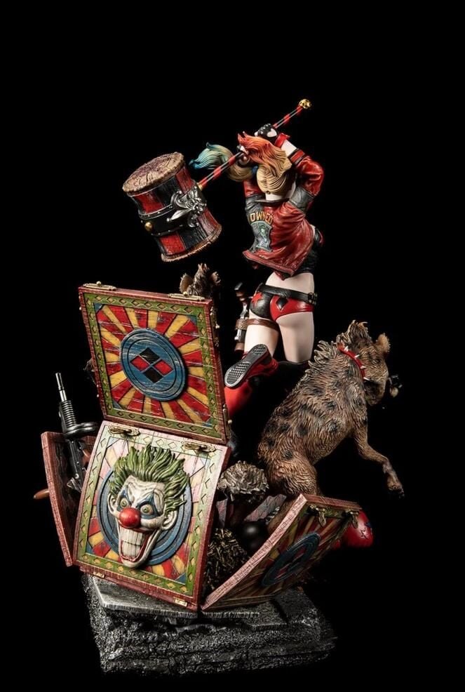 HARLEY QUINN REBIRTH ( VERSION B ) 1/6 SCALE STATUE